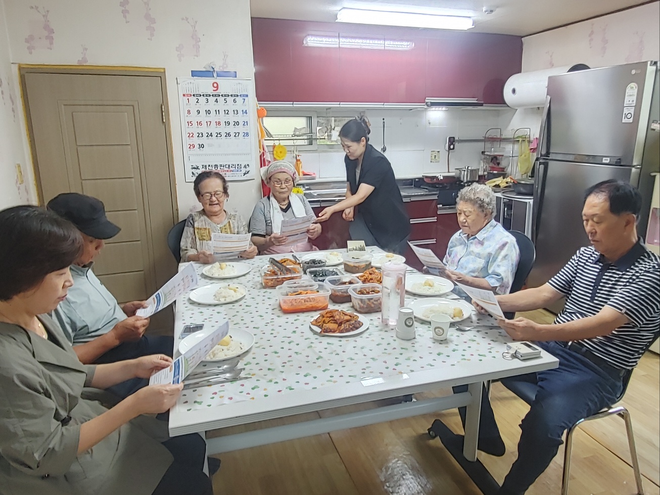 금성면 지역사회보장협의체, 관내 경로당 대상‘행복 나눔’행사 전개 이미지